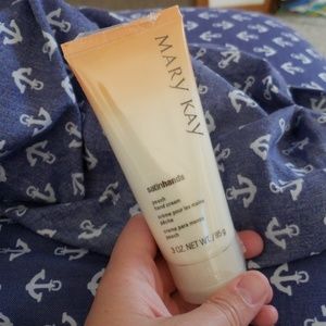Mary Kay Peach Satinhand Cream